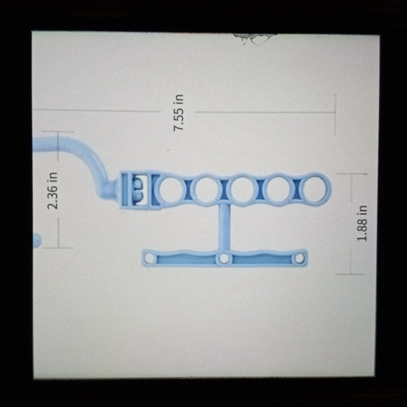 One Clothes hanger closet accessory - Picture 3 of 7